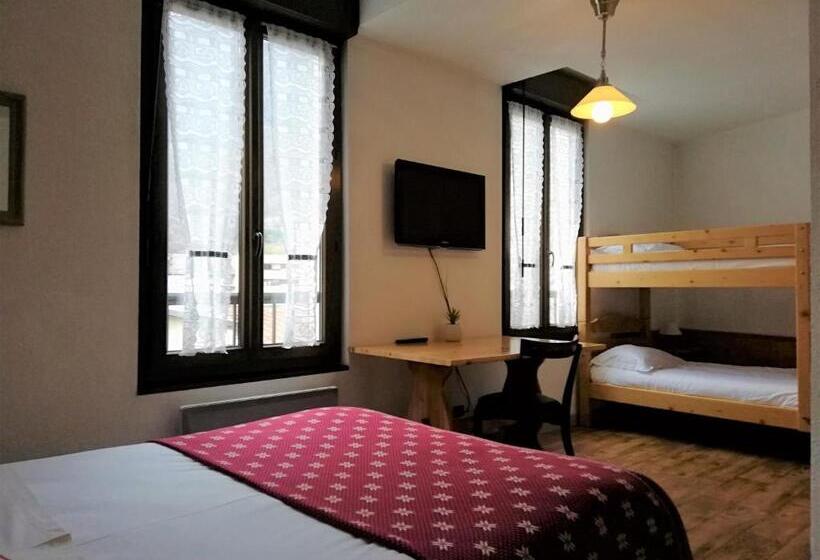 בית מלון כפרי Terminus Hôtel Des 3 Vallées