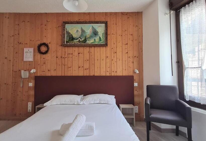 בית מלון כפרי Terminus Hôtel Des 3 Vallées