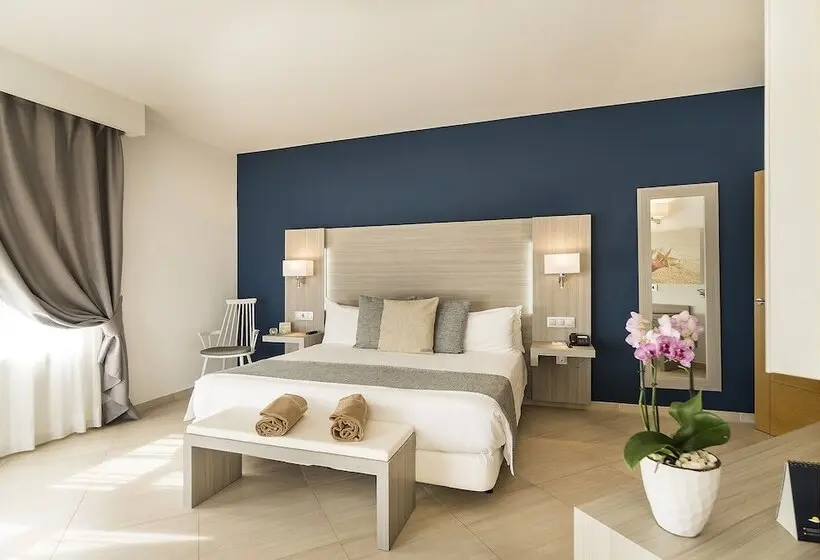 Royal Palm Resort & Spa - Adults Only