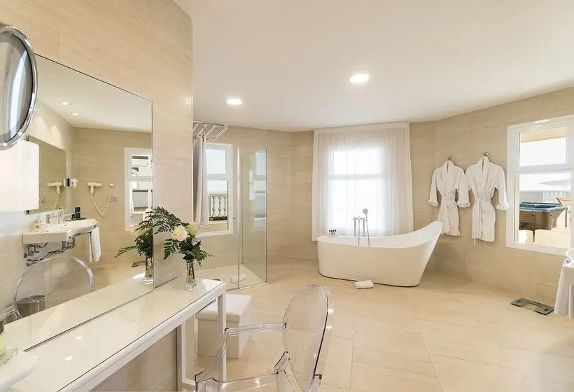 Royal Palm Resort & Spa - Adults Only