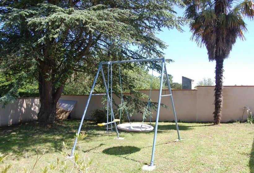 Bed and Breakfast Douce France 82