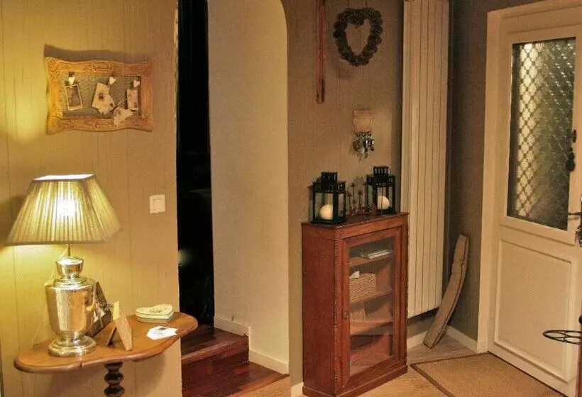 تختخواب و صبحانه Chambre D Hotes La Villa Molina
