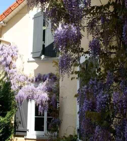 تختخواب و صبحانه Chambre D Hotes La Villa Molina