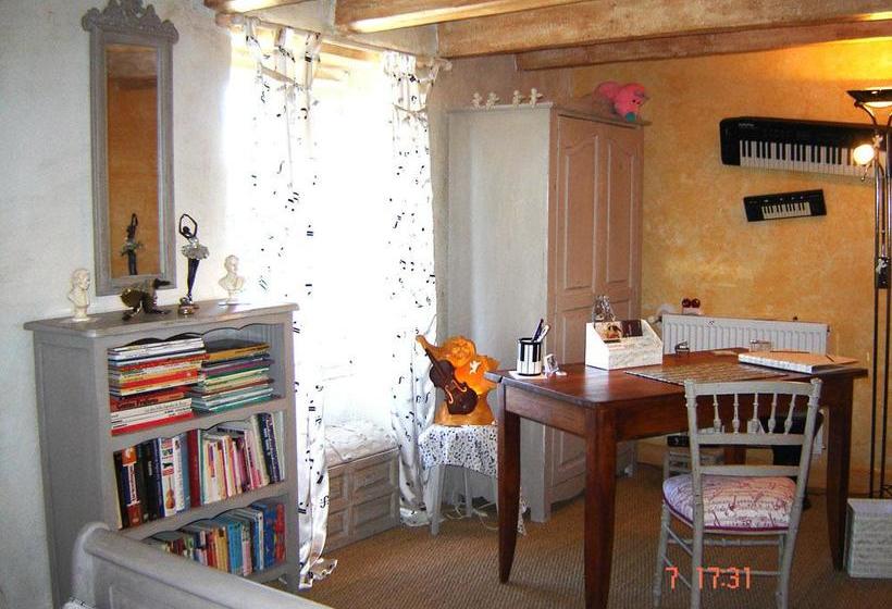 住宿加早餐  Gites De La Riaudaie