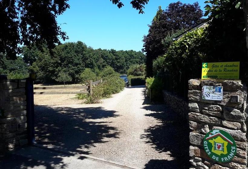 住宿加早餐  Gites De La Riaudaie