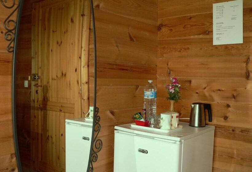 ベッドアンドブレックファースト Chambre D'hôte L'arrivée