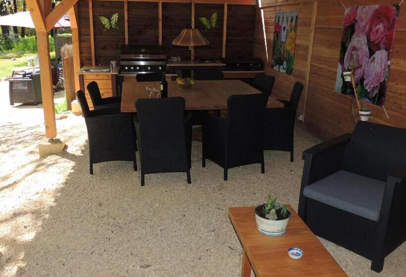 ベッドアンドブレックファースト Chambre D'hôte L'arrivée