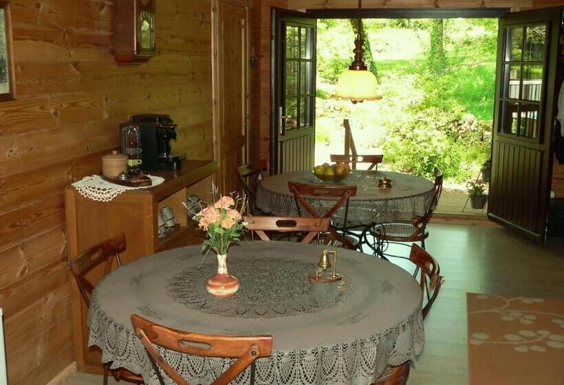 ベッドアンドブレックファースト Chambre D'hôte L'arrivée