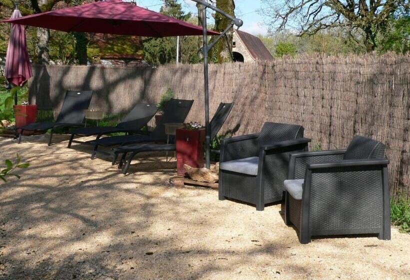 ベッドアンドブレックファースト Chambre D'hôte L'arrivée