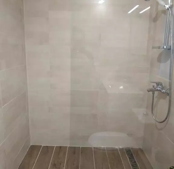 ベッドアンドブレックファースト Chambres D'hôtes Saint Vérédème