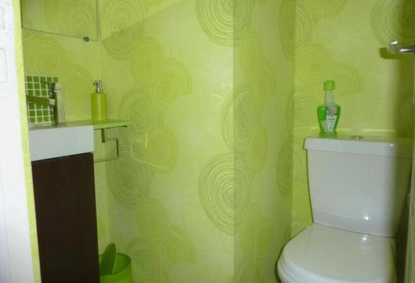 민박 Chambres D'hôtes De L'auraine