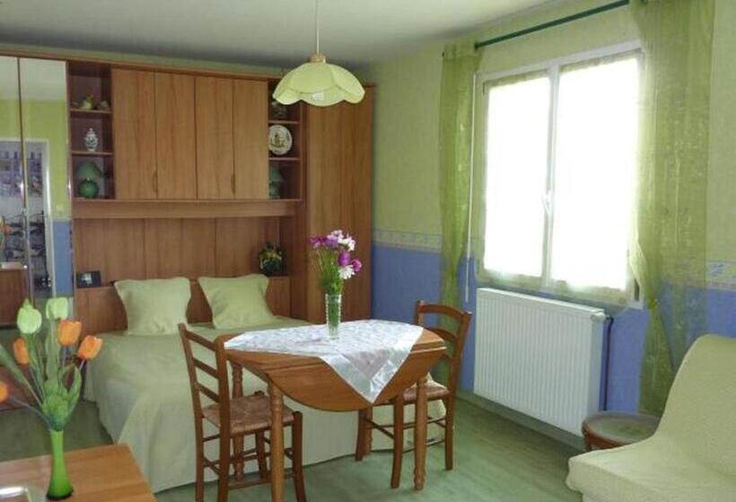 민박 Chambres D'hôtes De L'auraine