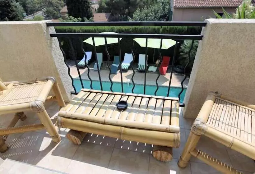 Aamiaismajoitus (B&B) La Bastide Des Pins