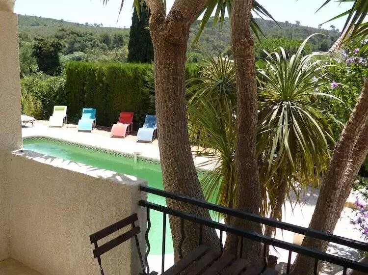 Aamiaismajoitus (B&B) La Bastide Des Pins