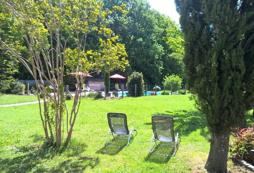 ベッドアンドブレックファースト La Forestière