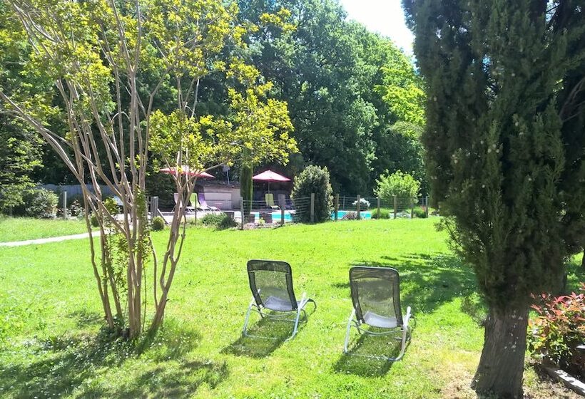 ベッドアンドブレックファースト La Forestière