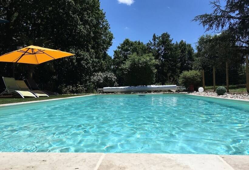 ベッドアンドブレックファースト La Forestière