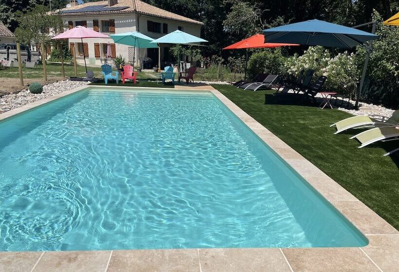 ベッドアンドブレックファースト La Forestière