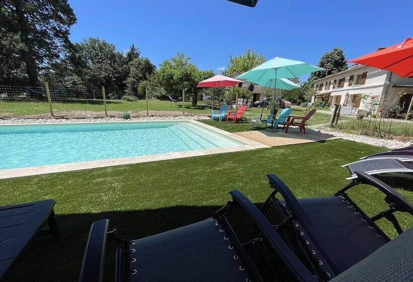 ベッドアンドブレックファースト La Forestière