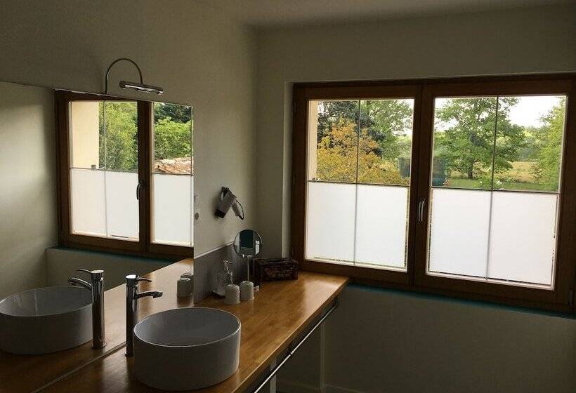 ベッドアンドブレックファースト La Forestière