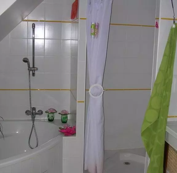 Aamiaismajoitus (B&B) La Grande Menuère