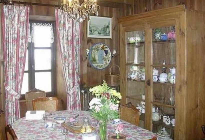 ベッドアンドブレックファースト La Jacquerolle