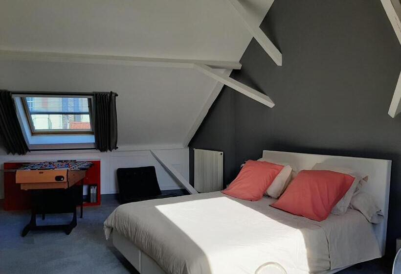 تختخواب و صبحانه La Villa 30