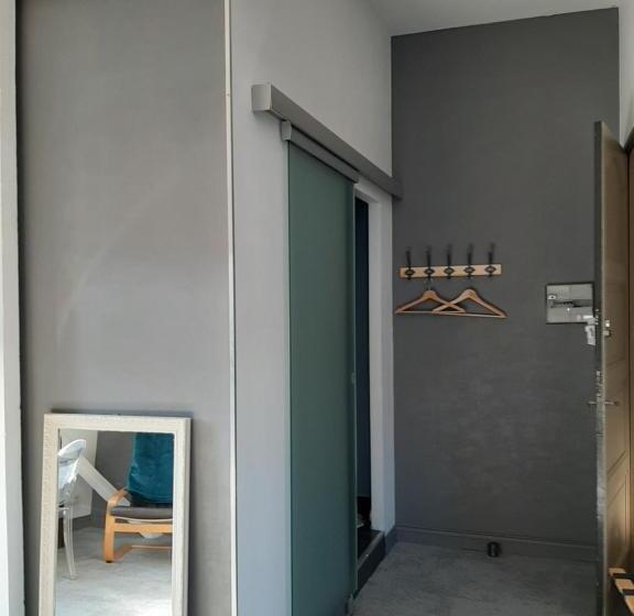 تختخواب و صبحانه La Villa 30