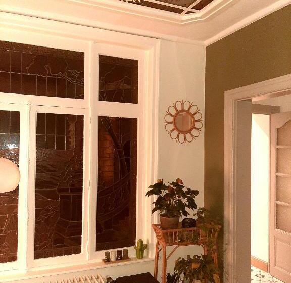 تختخواب و صبحانه La Villa 30