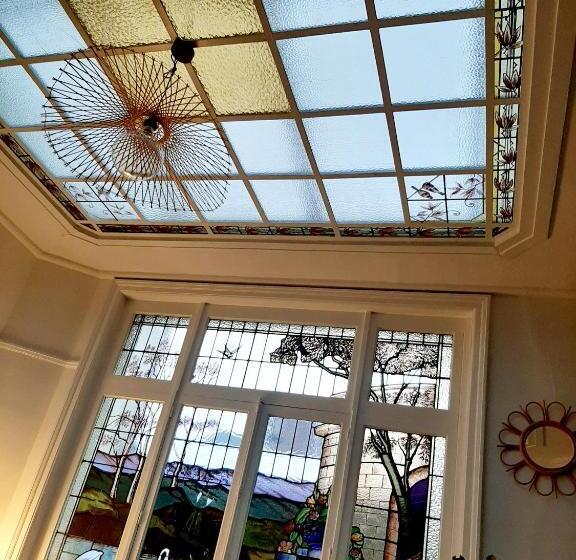 تختخواب و صبحانه La Villa 30