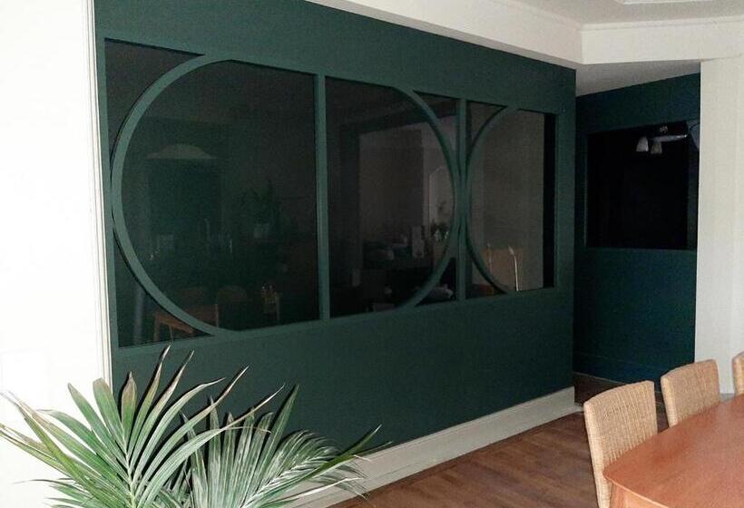 تختخواب و صبحانه La Villa 30