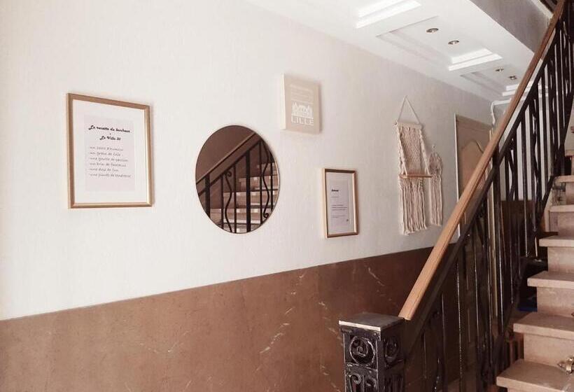 تختخواب و صبحانه La Villa 30