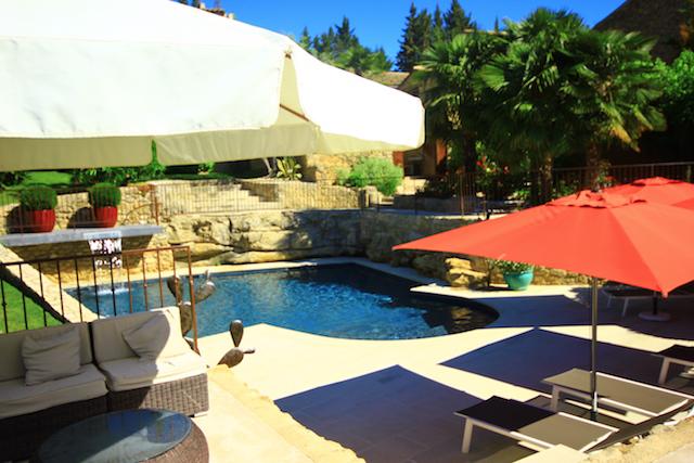 민박 Le Mas De La Lombarde