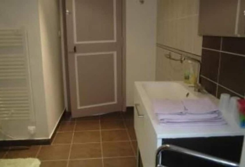 住宿加早餐  Le Puits Fortifié