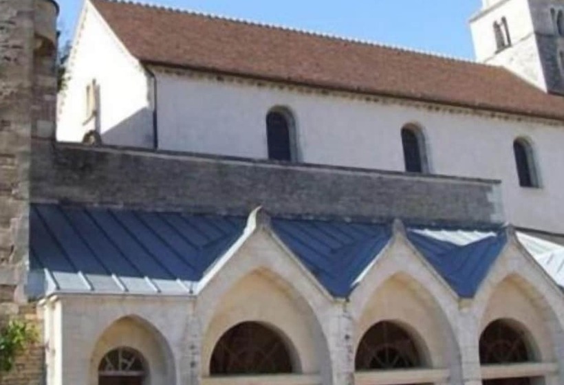 ベッドアンドブレックファースト Le Puits Fortifié