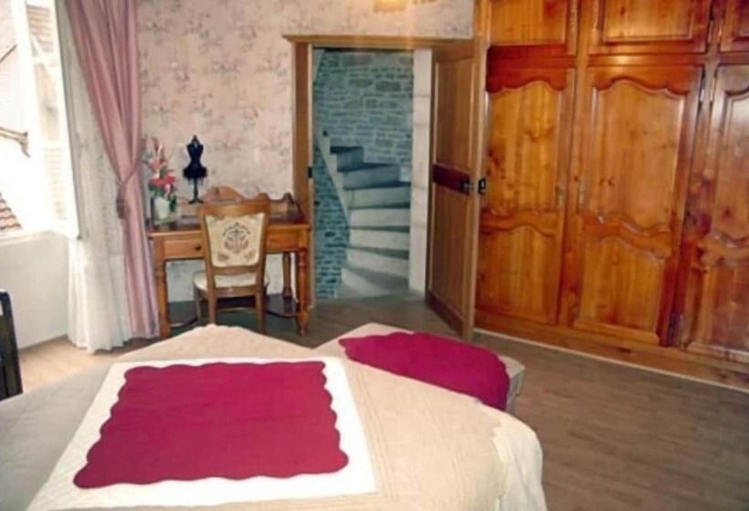 ベッドアンドブレックファースト Le Puits Fortifié