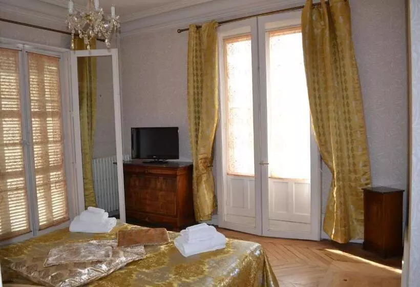Aamiaismajoitus (B&B) Lit En Loire