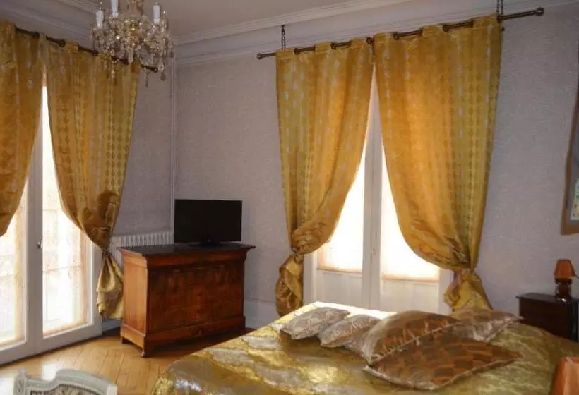 Aamiaismajoitus (B&B) Lit En Loire
