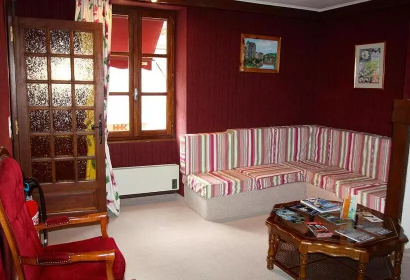 ホテル Auberge Aux Portes De Conques