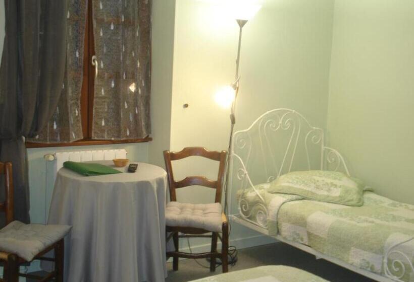 호텔 Auberge Aux Portes De Conques