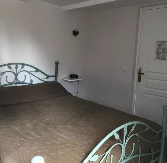 ホテル Auberge Le Cheval Blanc