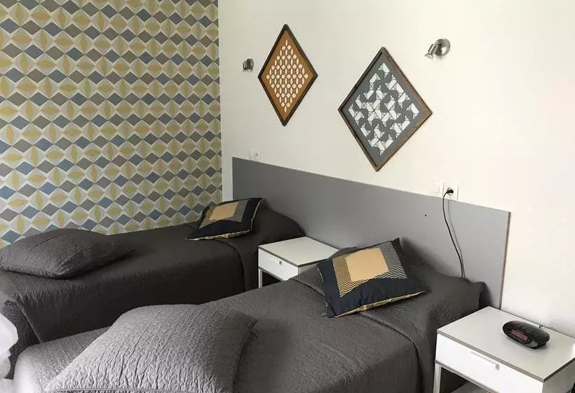 ホテル Auberge Le Cheval Blanc