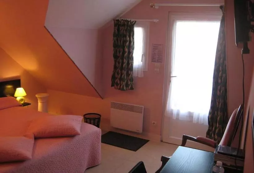 ホテル Auberge Le Cheval Blanc
