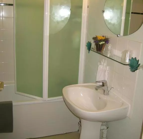 ホテル Auberge Le Cheval Blanc