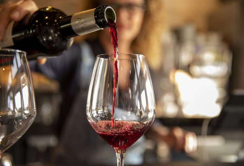 Отель Cocoon Inn