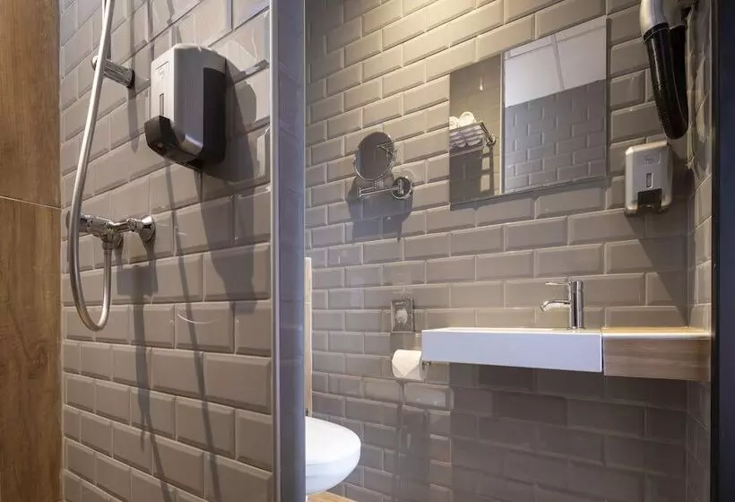 Hotel Cocoon Inn