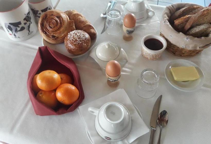 Отель Hôtel Le Mont Jorat