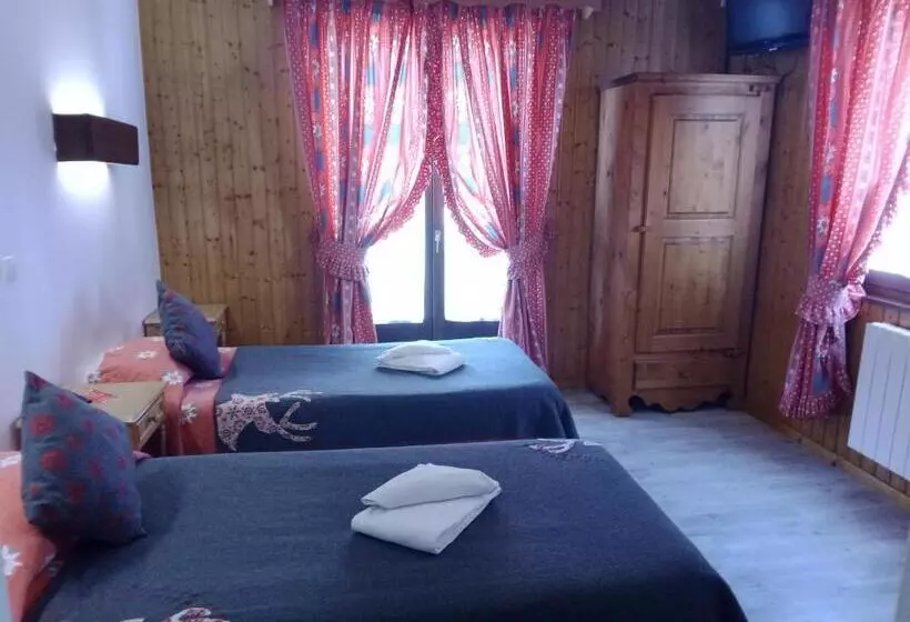 ホテル Hôtel Le Mont Jorat