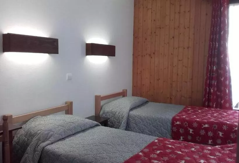 ホテル Hôtel Le Mont Jorat