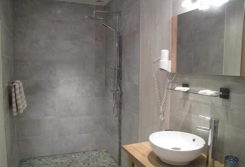 فندق Hôtel Les Orangers